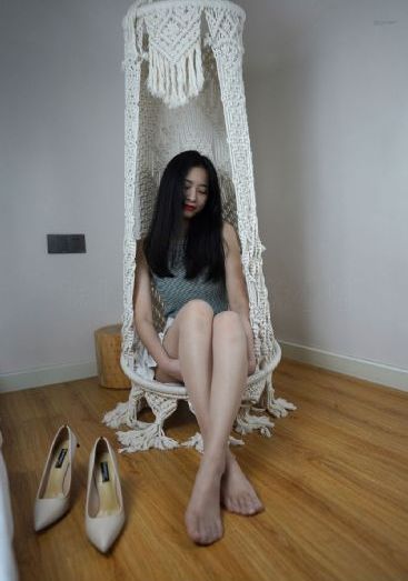 四位少妇按摩记hd中字在线观看_4K在线播放观看