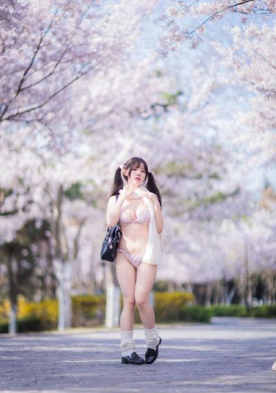 新的妈妈的朋友_BD英语超清免费观看