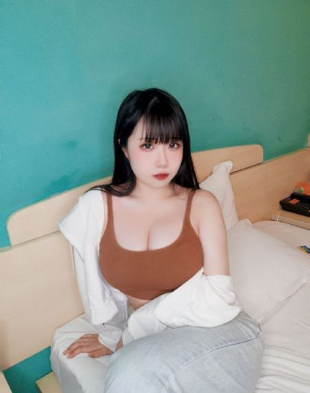周末同床_国产剧手机在线观看