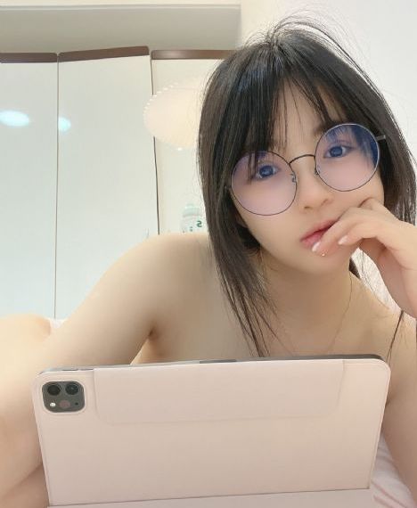 啊啊啊免费观看_1080P日韩免费观看
