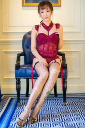 丰满的婶婶2_蓝光全集免费观看